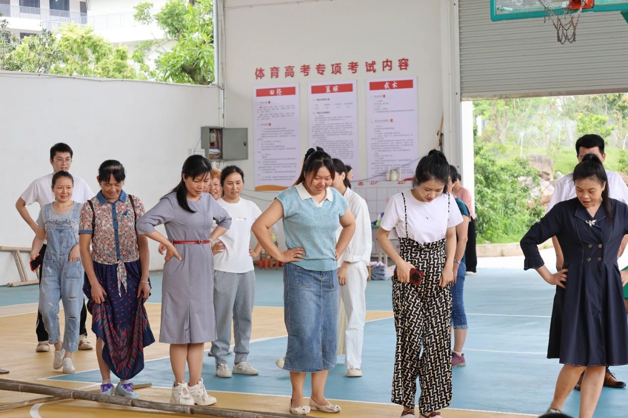我校举行“五一”国际劳动节教职工游园活动 丨 九游（中国）一站式服务平台